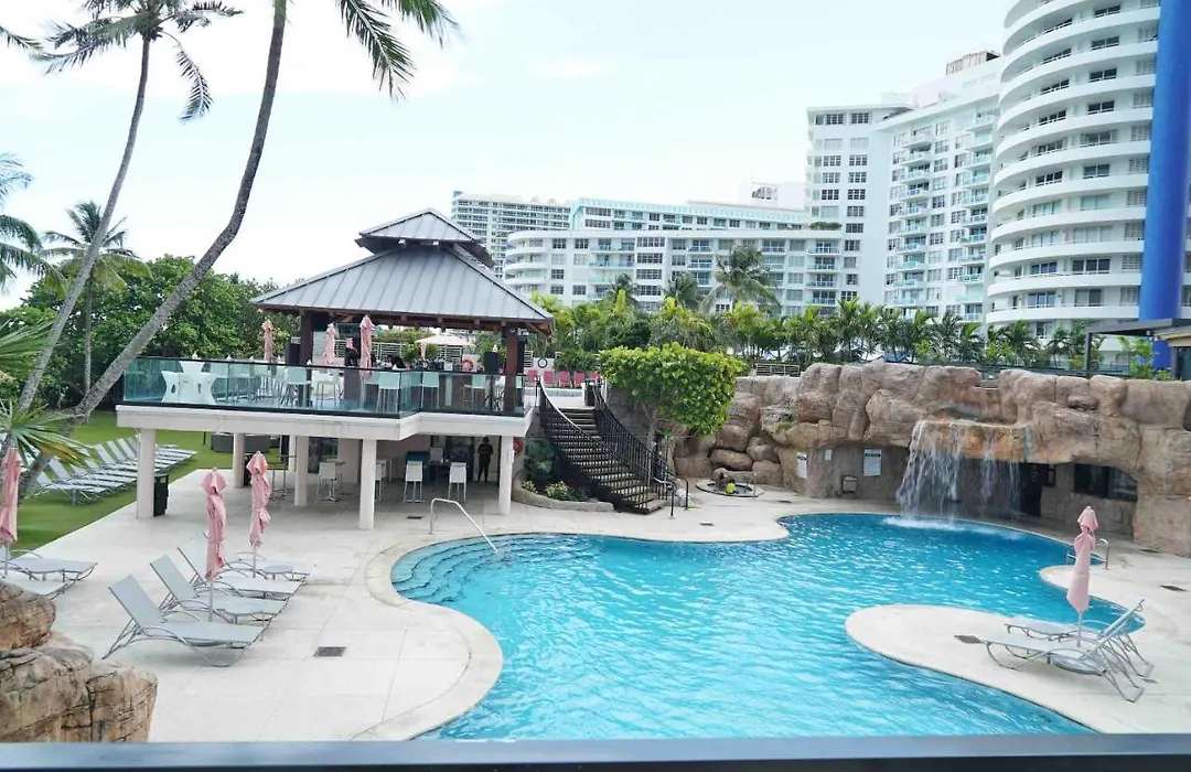 Deluxe Apartments By South Florida Vacations-1