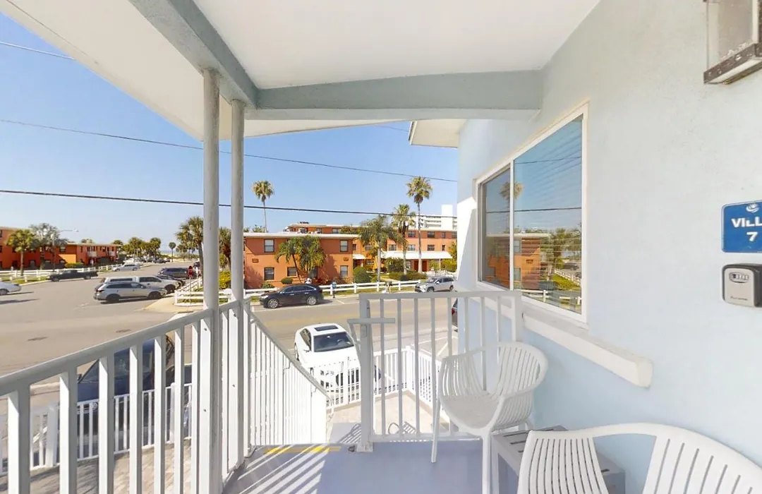 The Villas At St Pete Beach 7-1