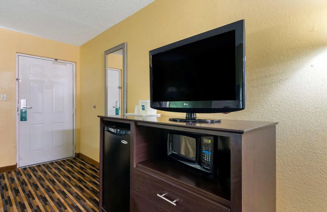 Quality Inn & Suites Mt Dora North-1