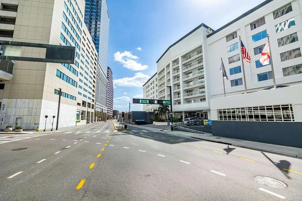 Hotel Tampa Riverwalk-1