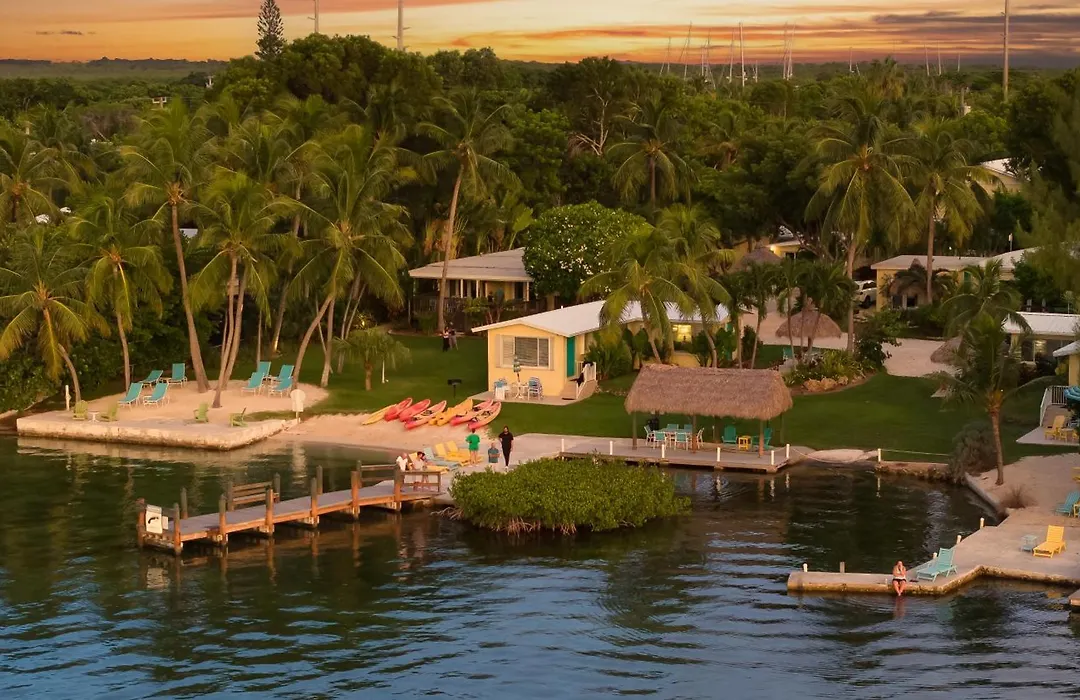 Bay Harbor Lodge-1