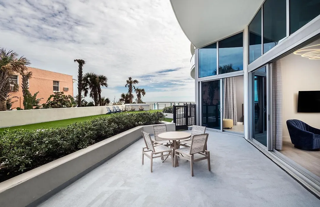 Max Beach Resort-1