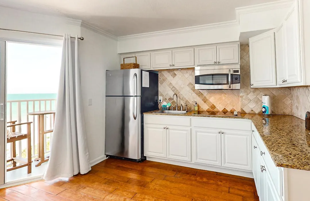 Belleair Beach Club 214-1