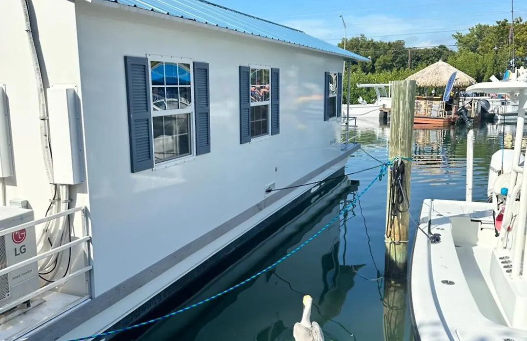 Aqua Lodges At Hurricane Hole Marina-1