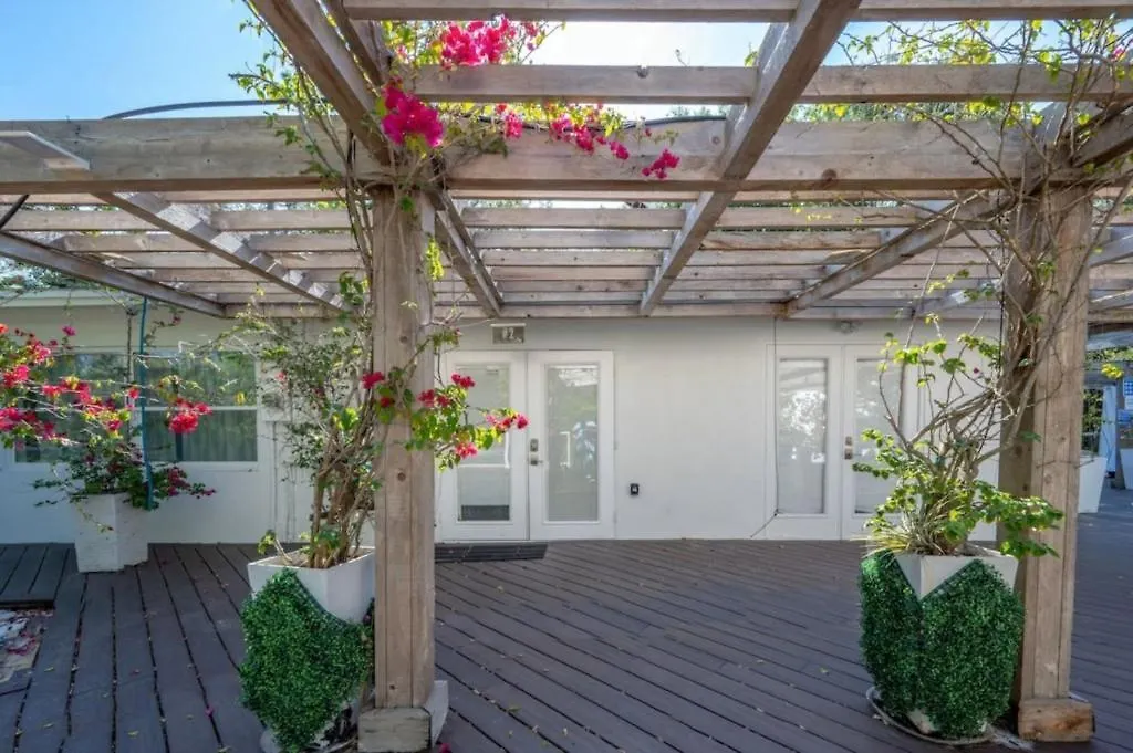 Orchid Estate #2-1
