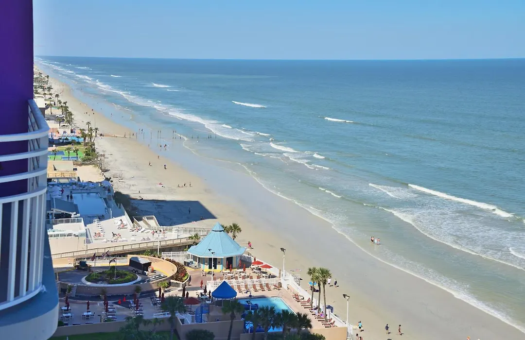 Wyndhams Ocean Walk Resort-1