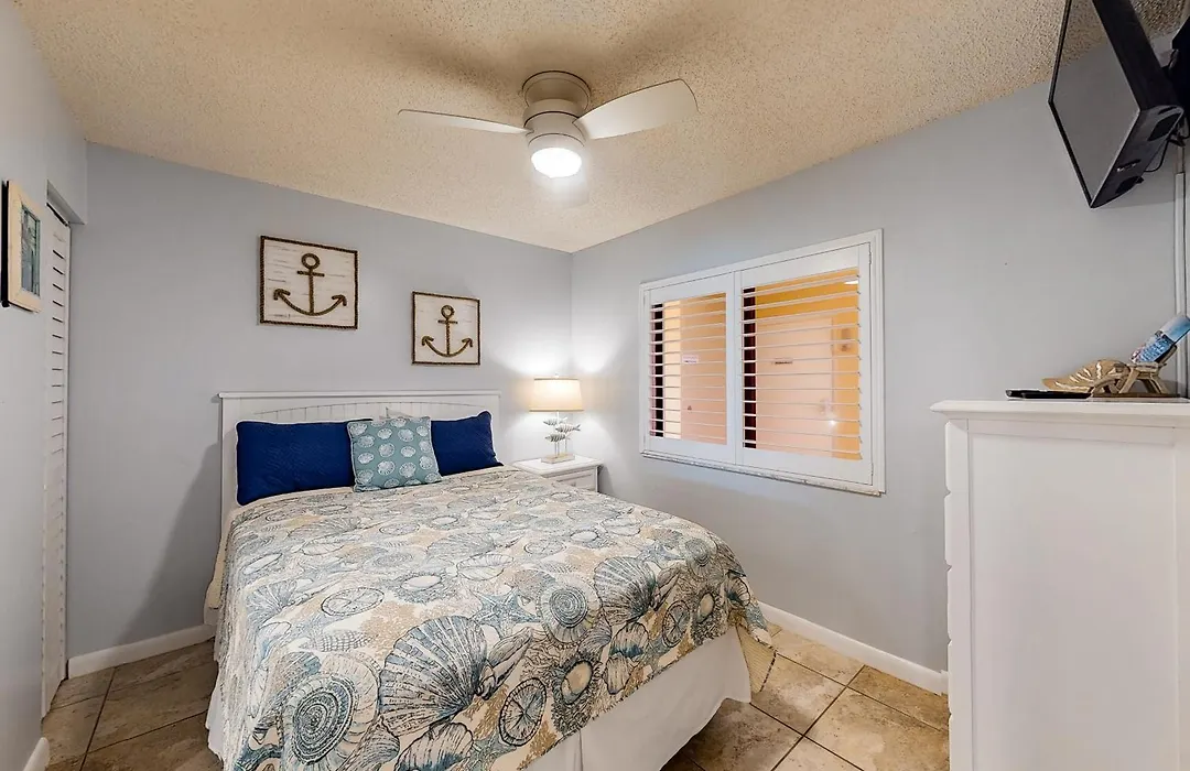 Reef Club 306-1