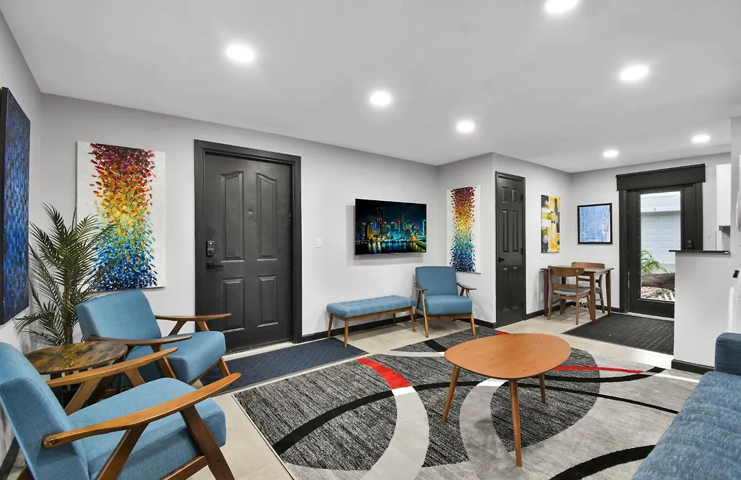 Wilton Manors Villas - Florida Furnished Living-1