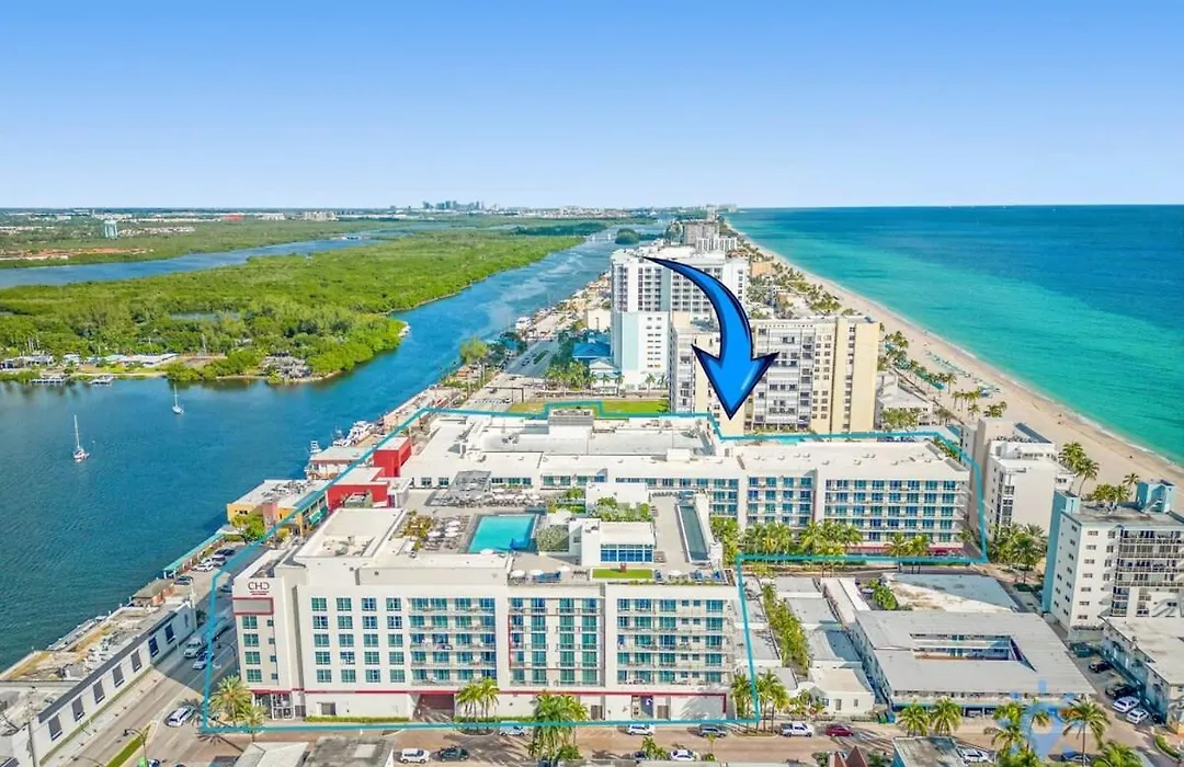 Lovely Apartment - Rooftop Pool - Hollywood Beach-1
