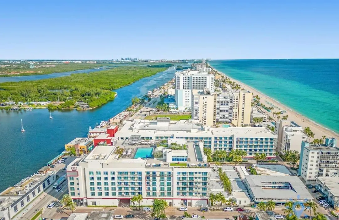 Hollywood Beach Broad - Walk - Gym - Amazing Pool-1