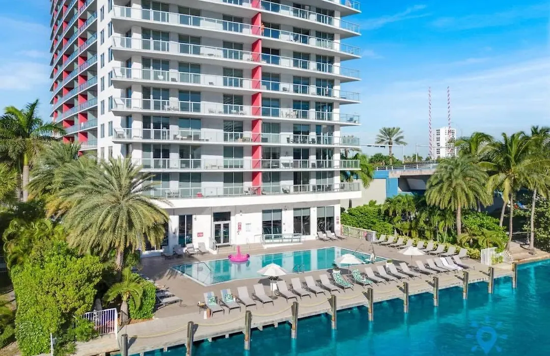 Modern Apartment - Amazing Pool - Near Beach-1