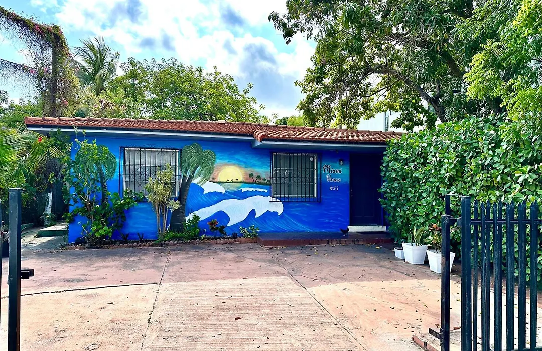 Miami House-1