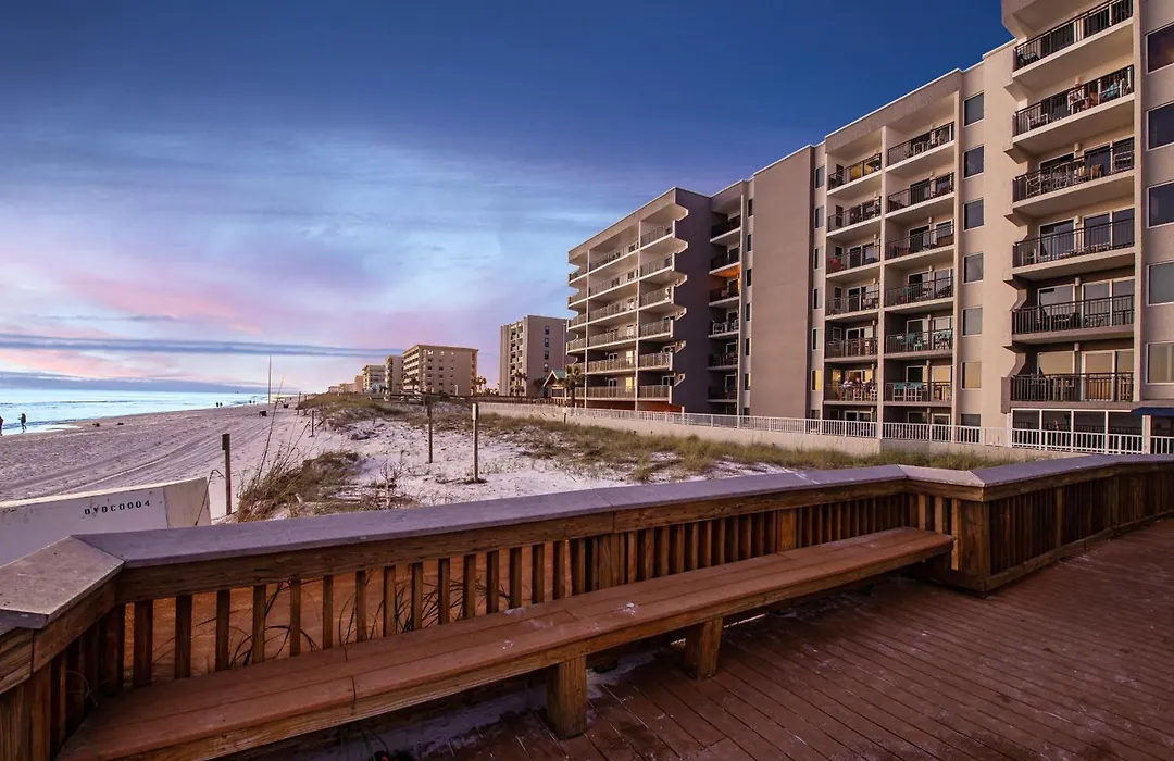 Island Echos 6Th Floor Condos-1