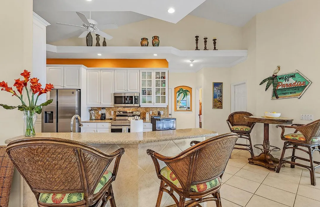 Island House Sw Cape - Waterfront Private Home Locally Owned & Managed, Fair & Honest Pricing-1