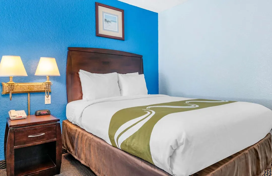 Quality Inn Sarasota North Near Lido Key Beach-1