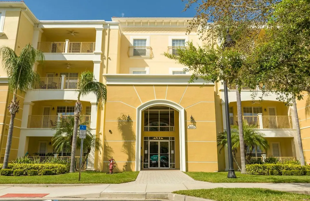Wonderful Apt Convention Center Vistacay Vc50253-1
