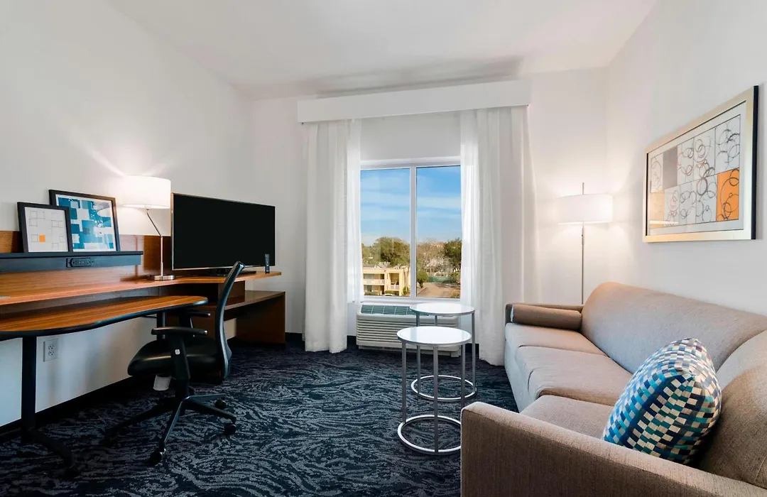 Fairfield Inn & Suites By Marriott St Petersburg North-1