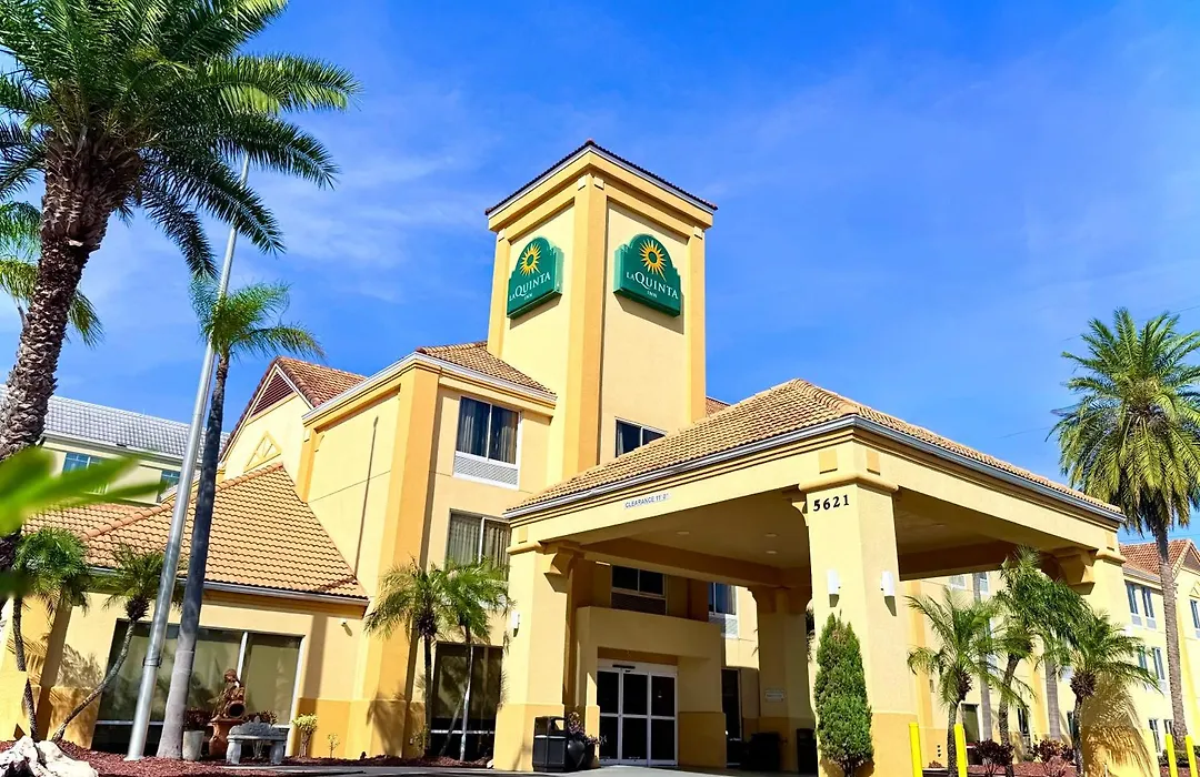 La Quinta By Wyndham Orlando Universal Area - Free Shuttle To Universal-1