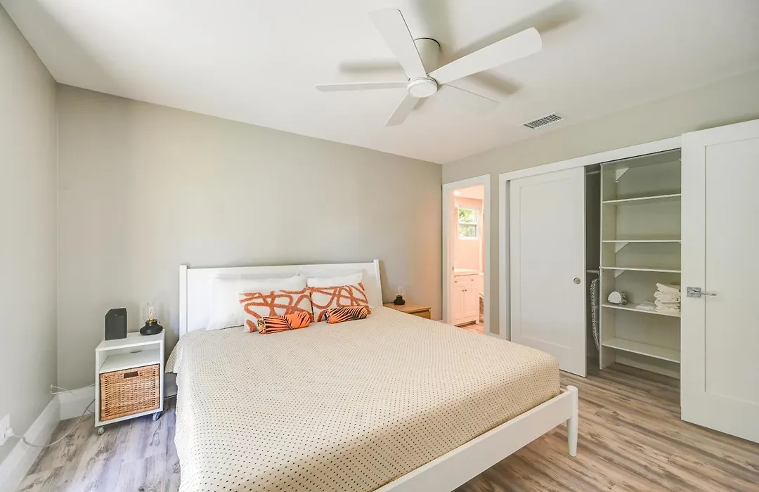 Home Close To Naples Beach - Pets Welcome!-1