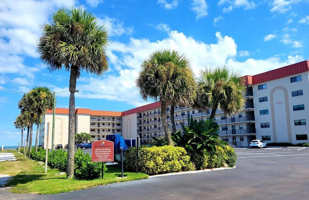 317 - Fantastic 3 Bedroom Oceanfront Corner-1