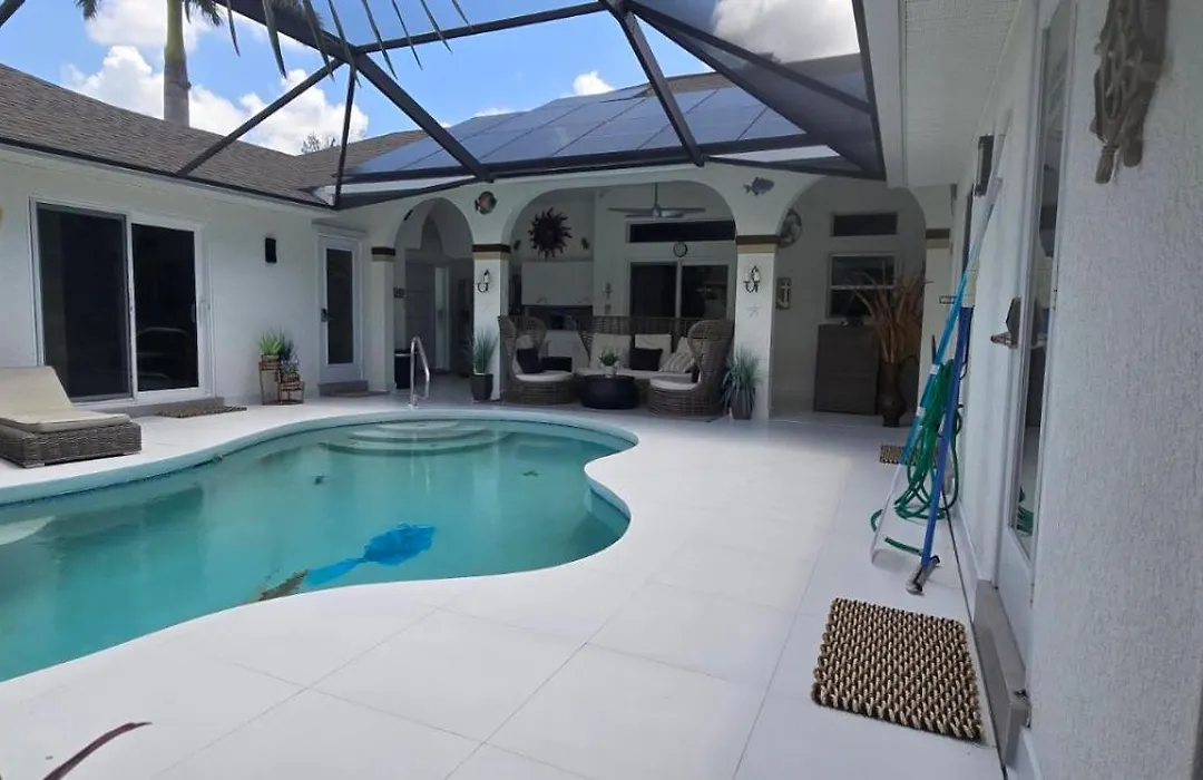 2 Private Cabanas With A Private Pool And Outdoor Kitchen-1