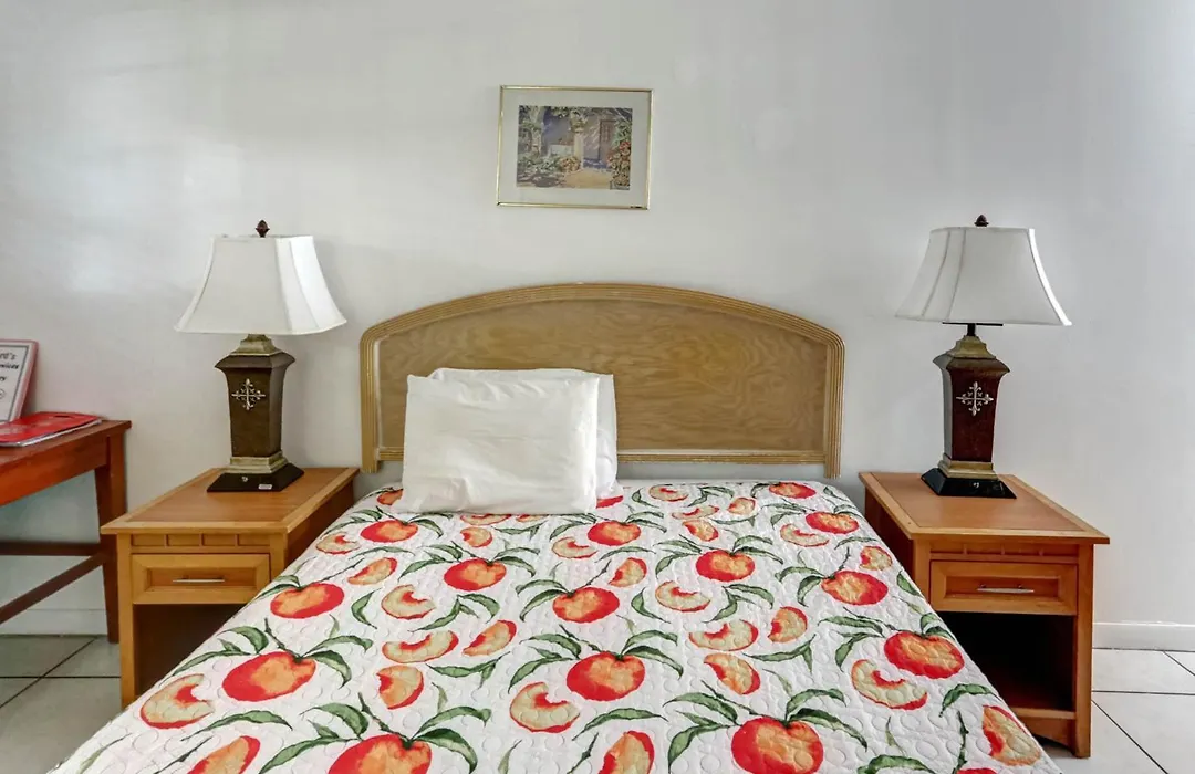 Richard'S Motel Studios-1