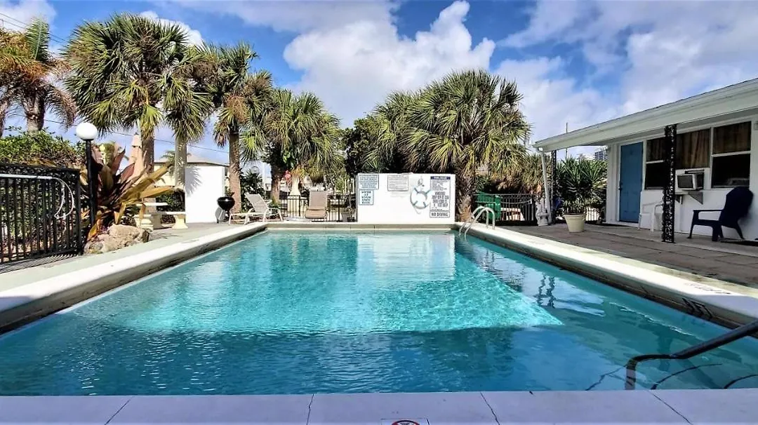 Coral Sands 1Br/1Ba Close 2 Beach!-1