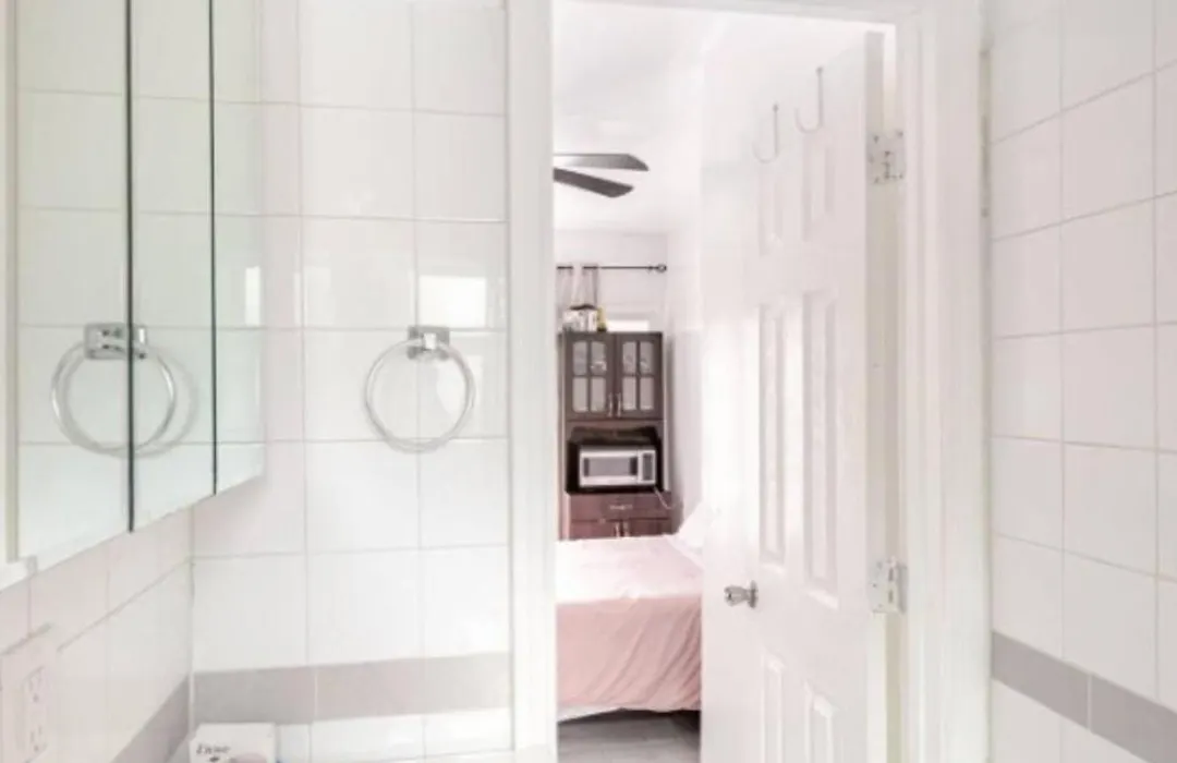 Small Studio Apartment-1