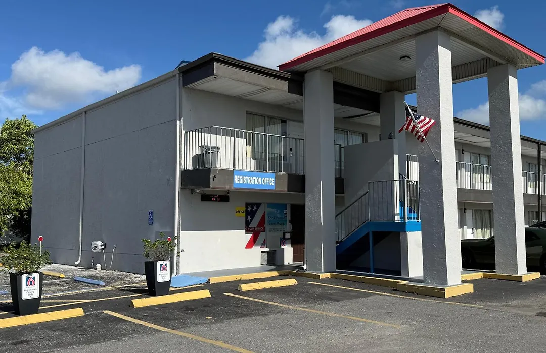Motel 6 Englewood, Fl-1