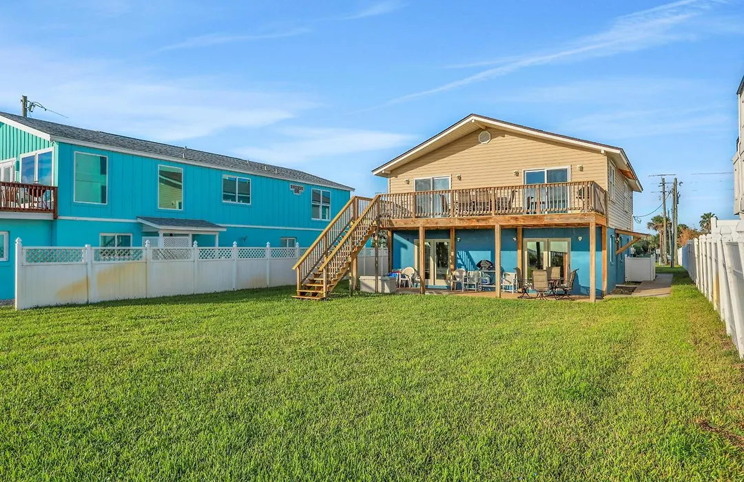 Oceanfront Condo With Private Beach Access In A Perfect Location-1