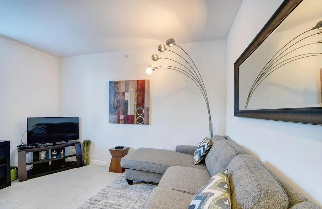 One Bedroom In Amazing Condobeach Pass Included!-1