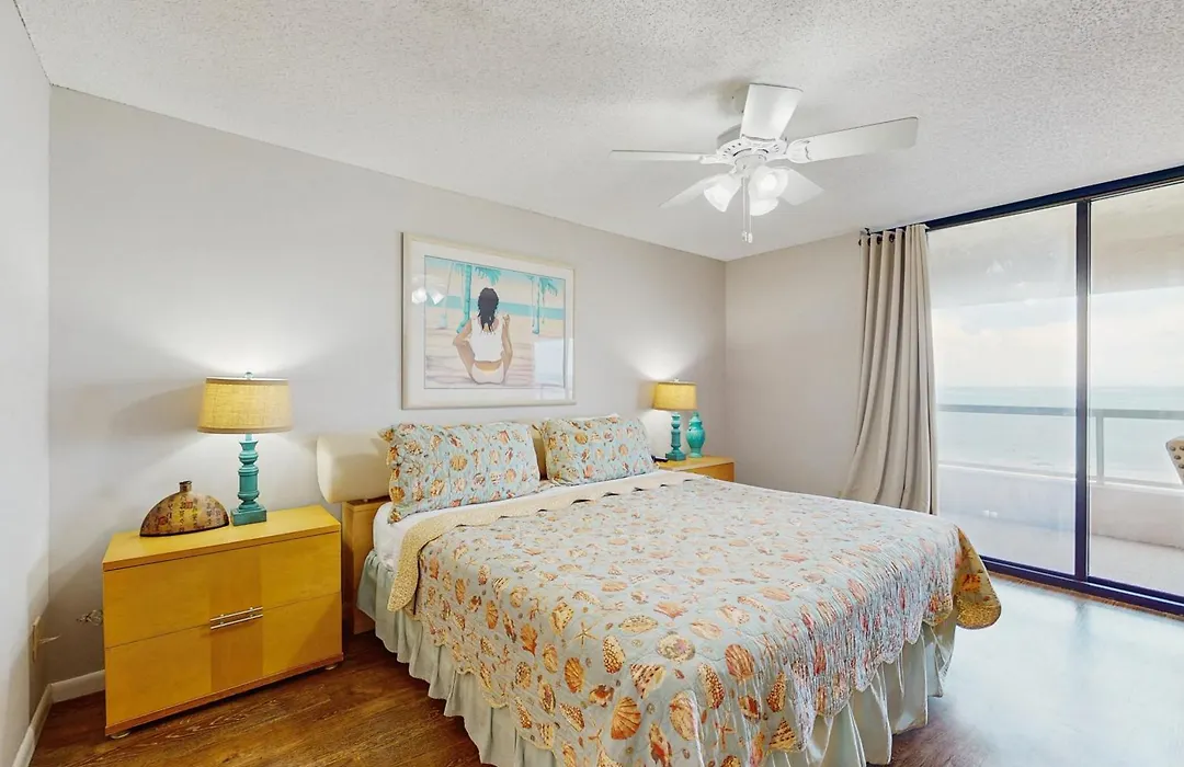 Crescent Beach Club II 6F-1