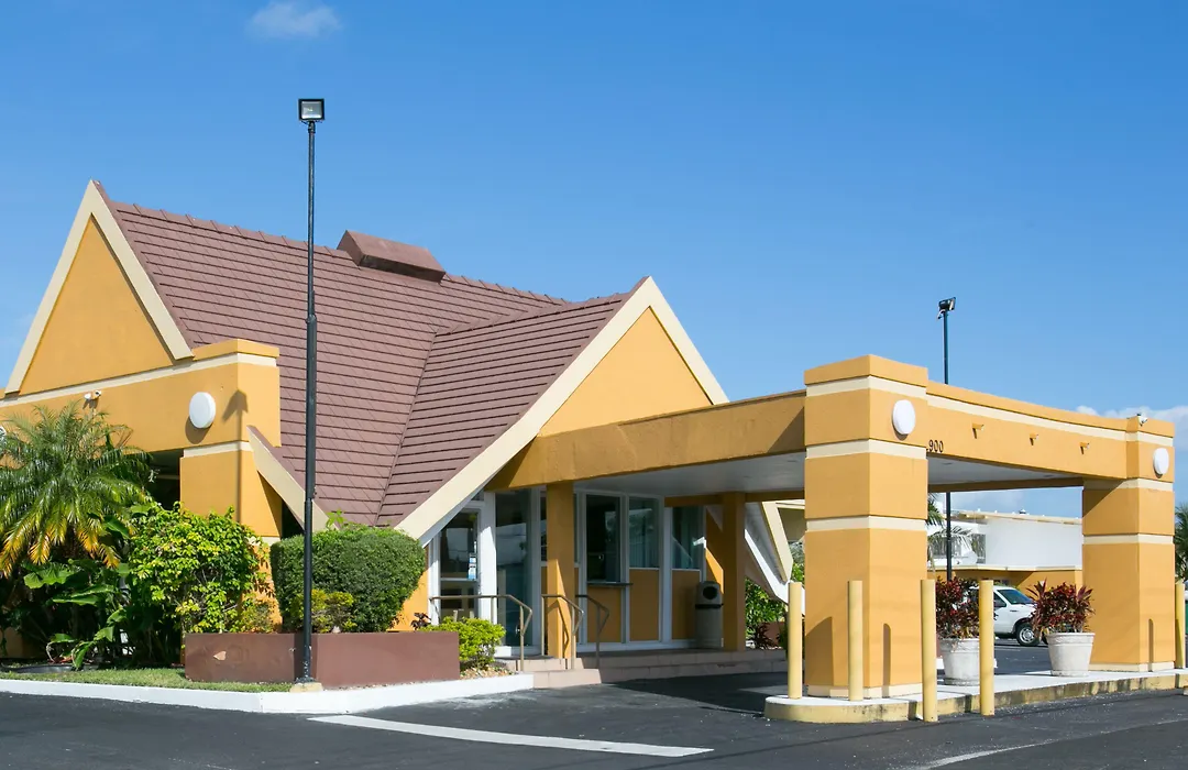 The Hollywood Gateway Inn-1