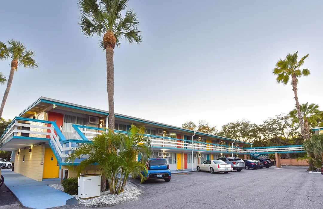 Golden Host Resort Sarasota-1