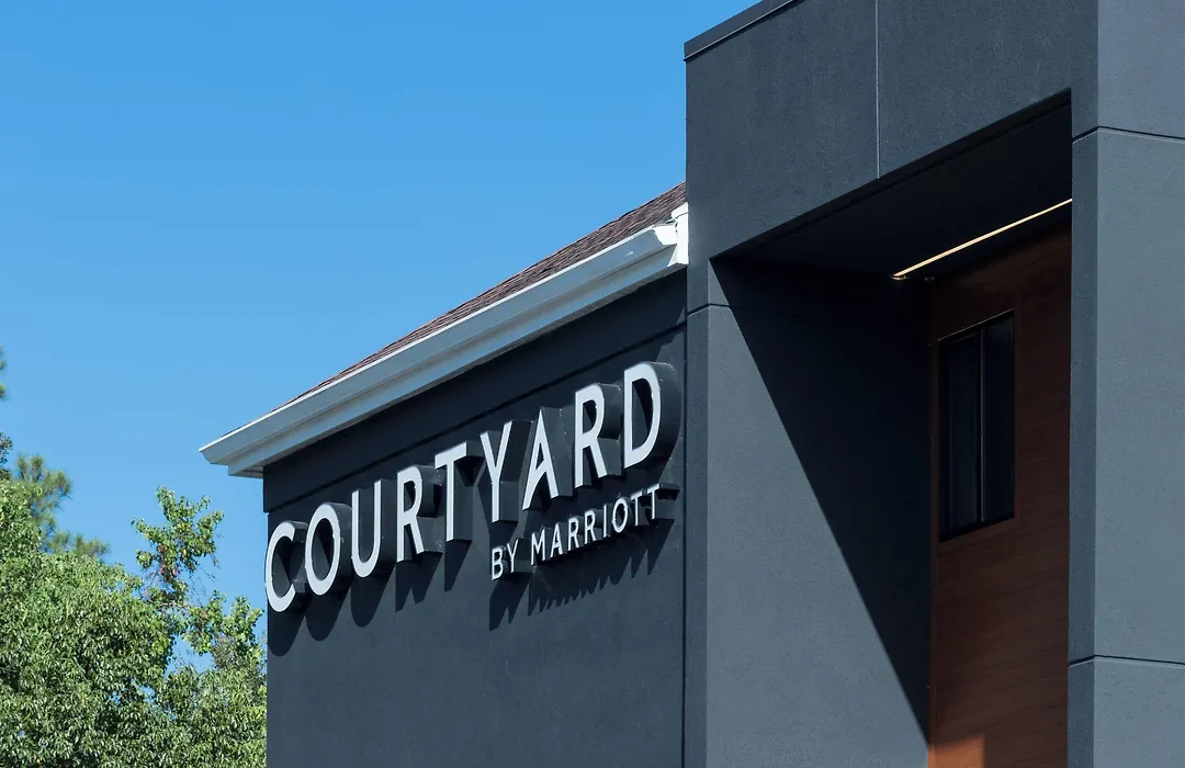 Courtyard By Marriott Pensacola-1