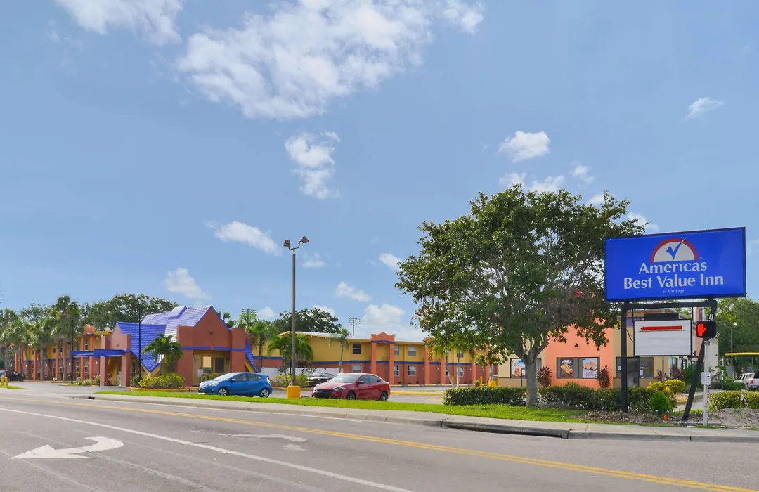 Americas Best Value Inn Sarasota-1