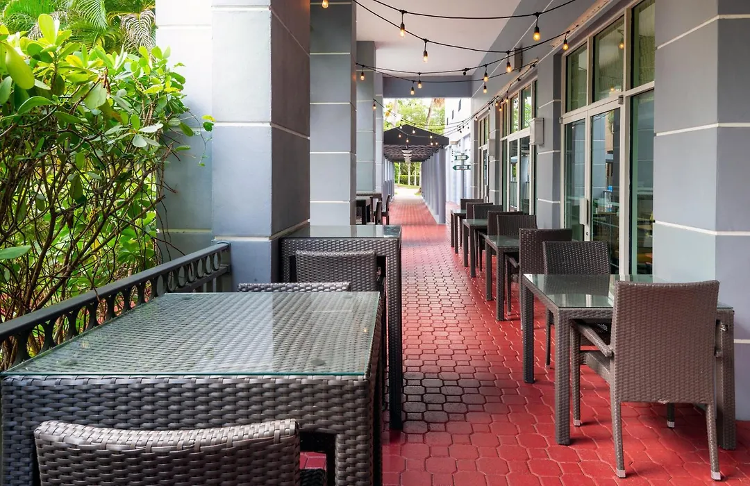 Holiday Inn Miami-Doral Area By Ihg-1