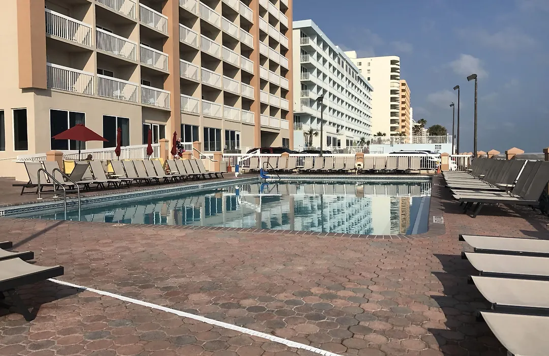 Hampton Inn Daytona Shores-Oceanfront-1