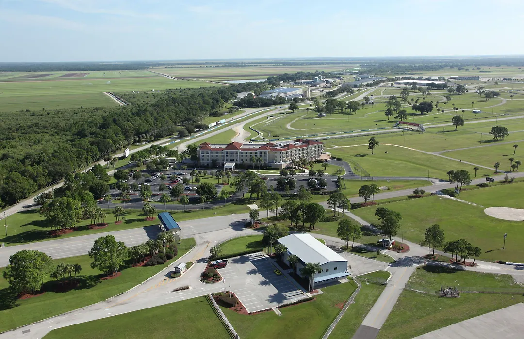 Seven Sebring Raceway Hotel-1