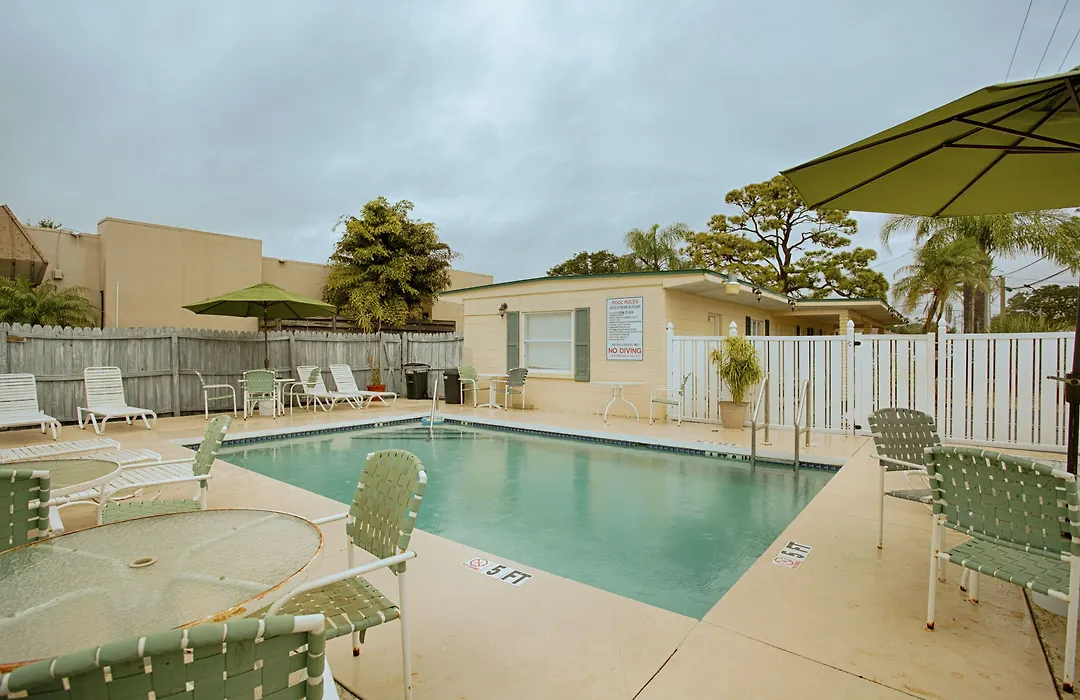 Island Breeze Inn - Venice-1