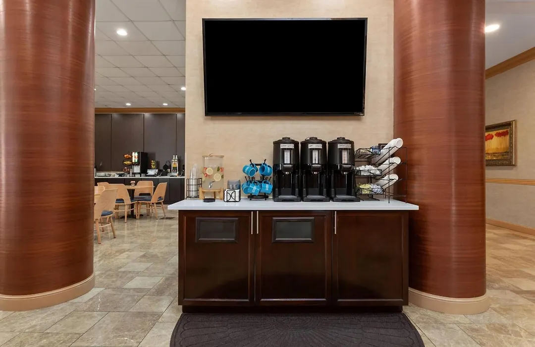 Hawthorn Extended Stay By Wyndham West Palm Beach Airport-1