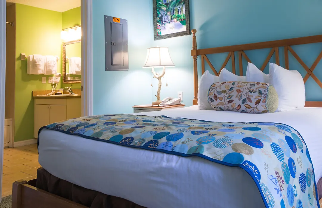 Barefoot Suite-1
