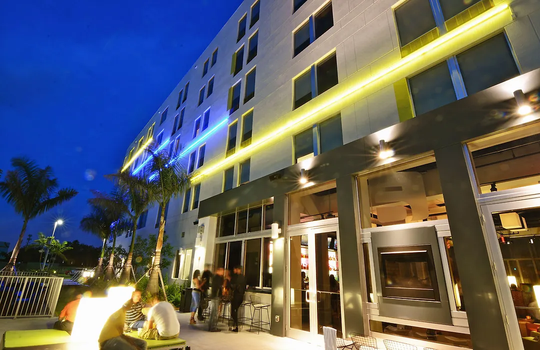 Aloft By Marriott Miami Doral-1