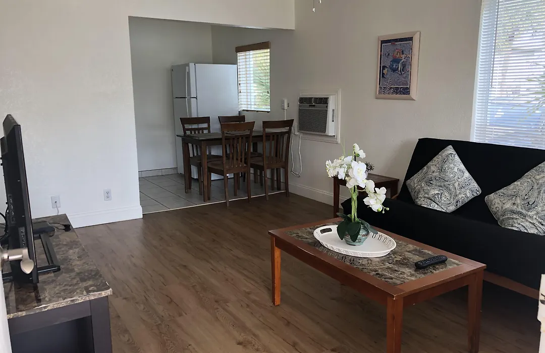 Coral Key Inn-1