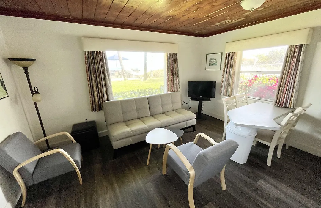 Surf Studio Beach Resort-1