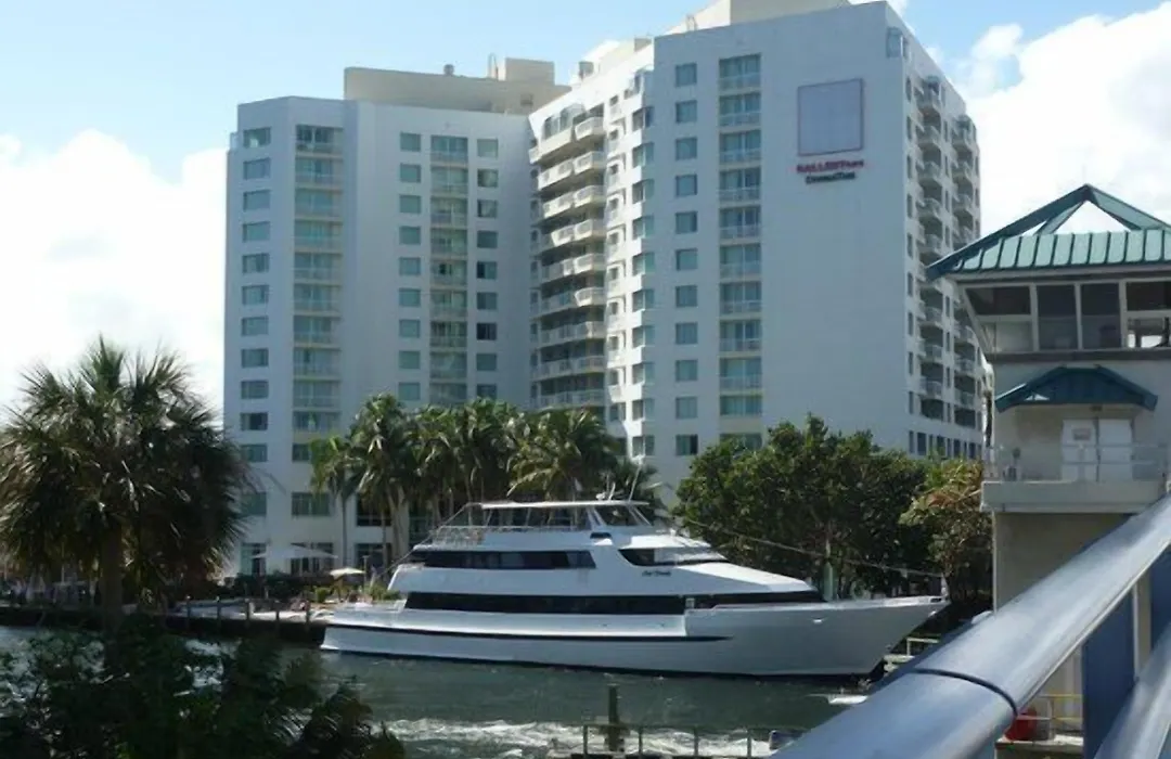 Gallery One Private Condos-1