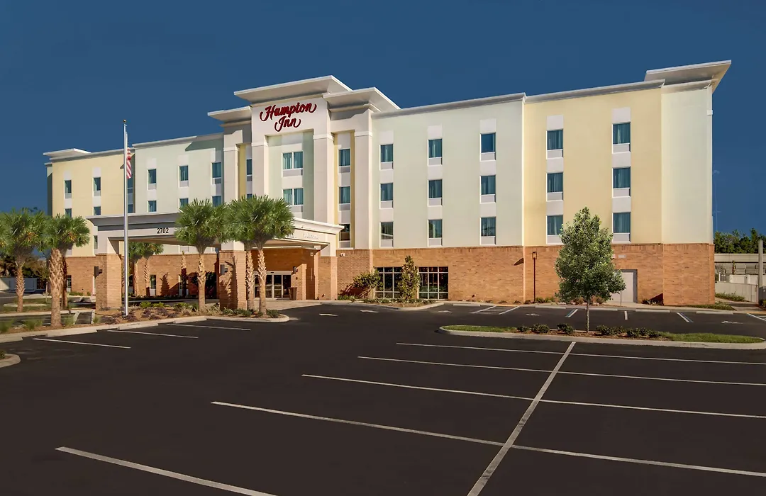 Hampton Inn Plant City-1