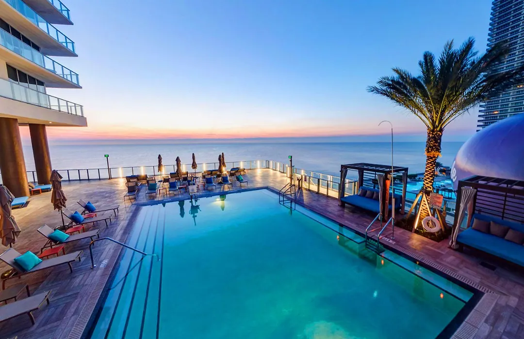 Luxury Beach Resort-1