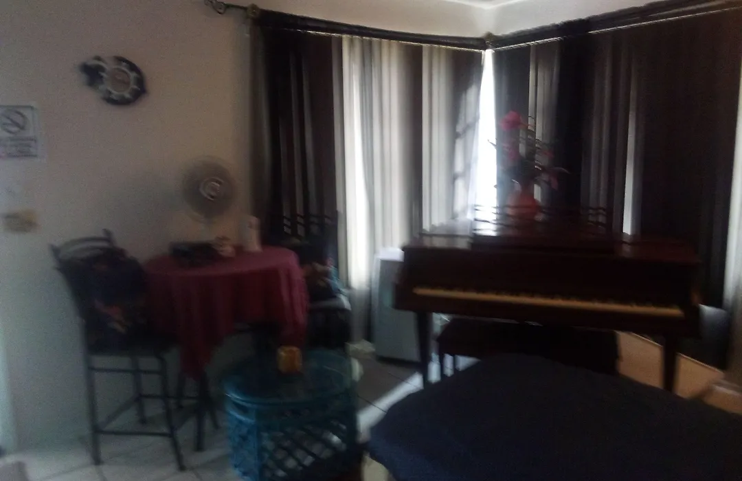 Vacation Homestay Rental Rooms-1