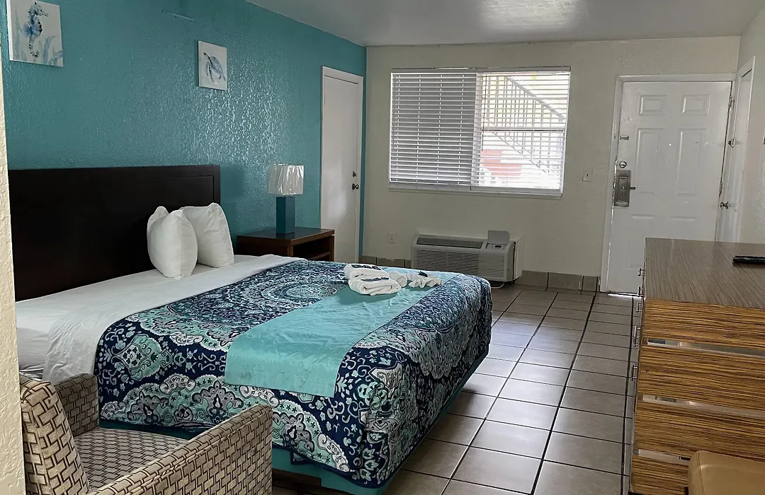 Apm Inn & Suites - Jacksonville-1